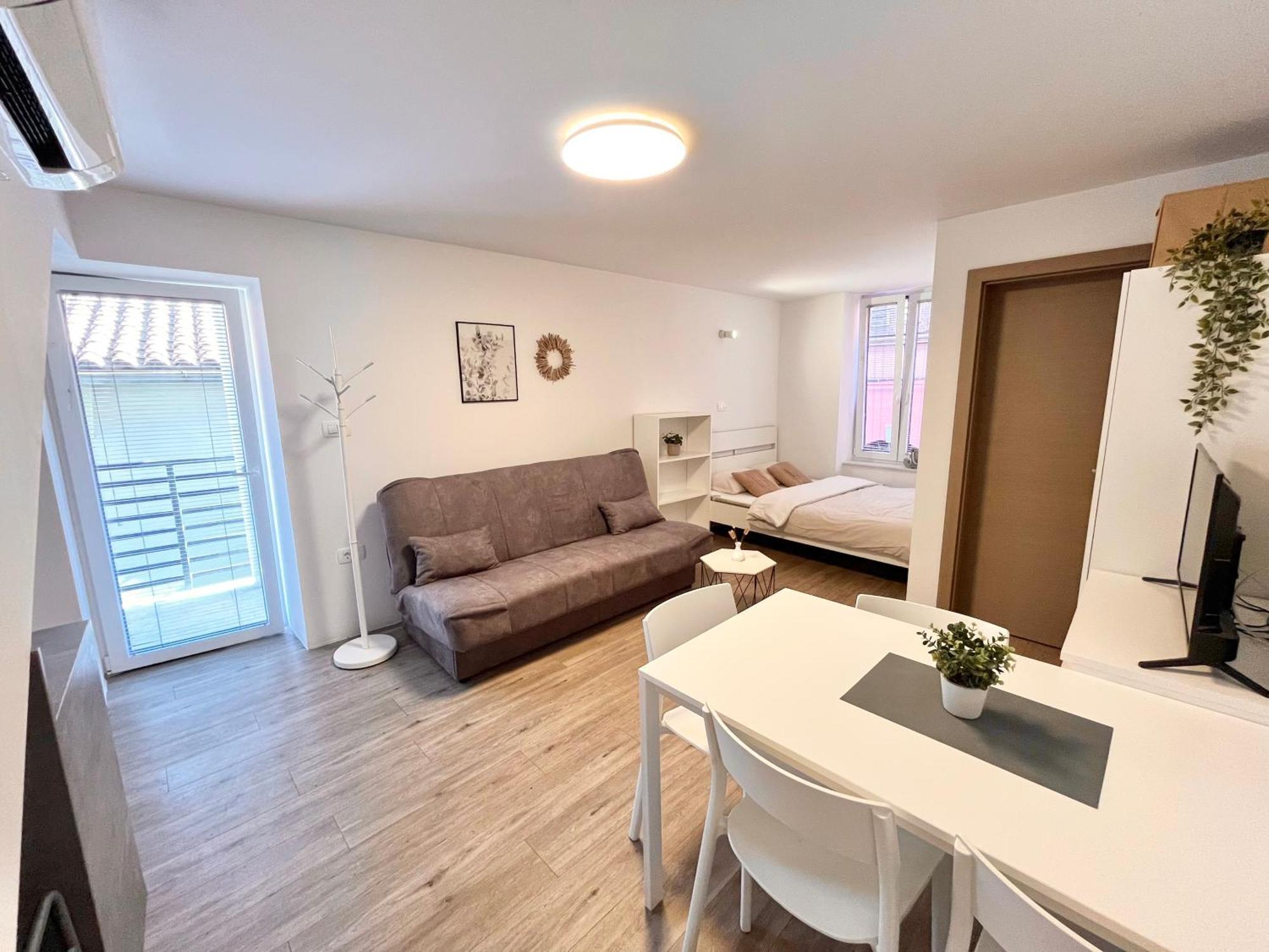 Casa Orange 2 Apartment Копер Екстериор снимка