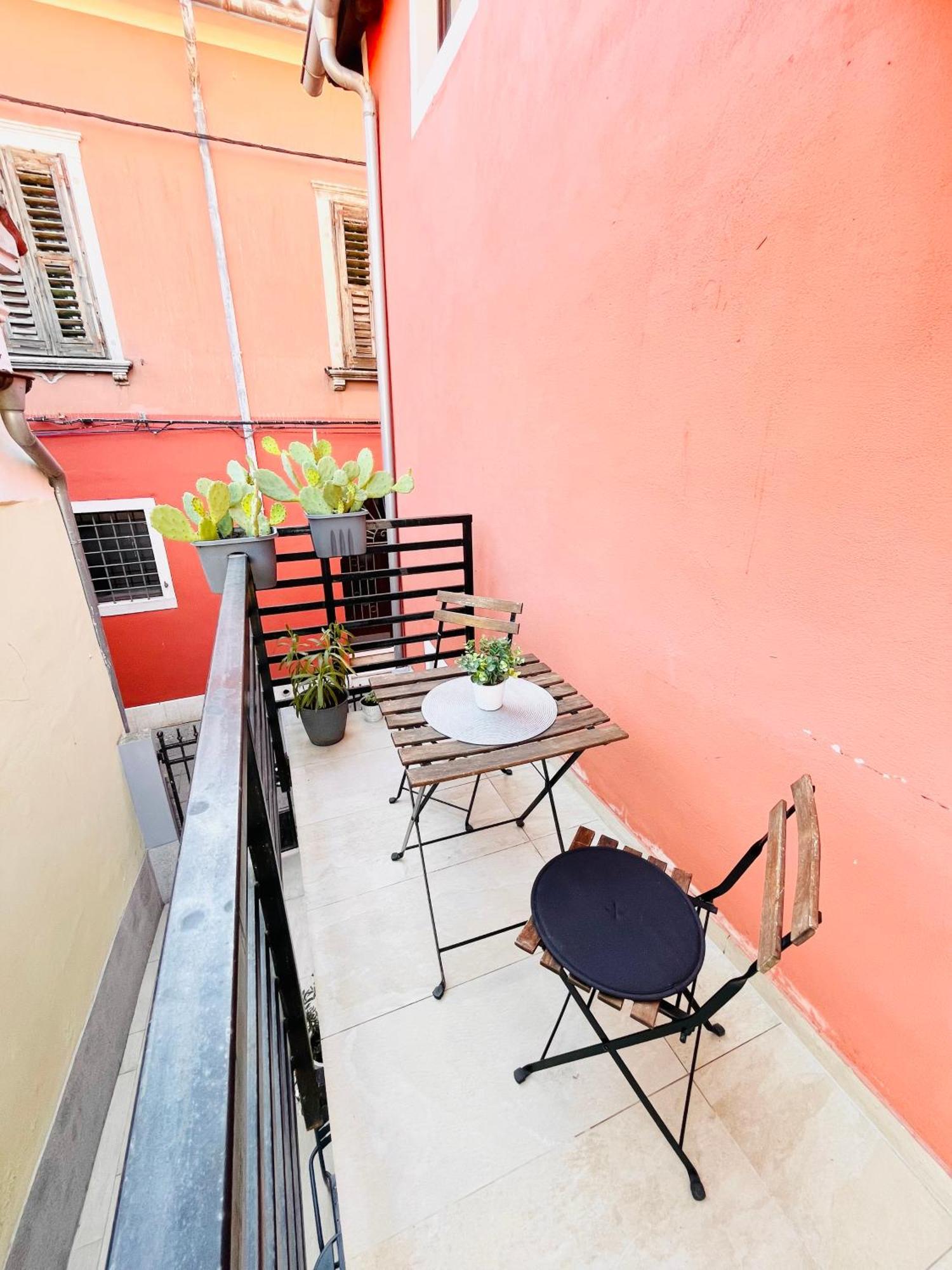 Casa Orange 2 Apartment Копер Екстериор снимка