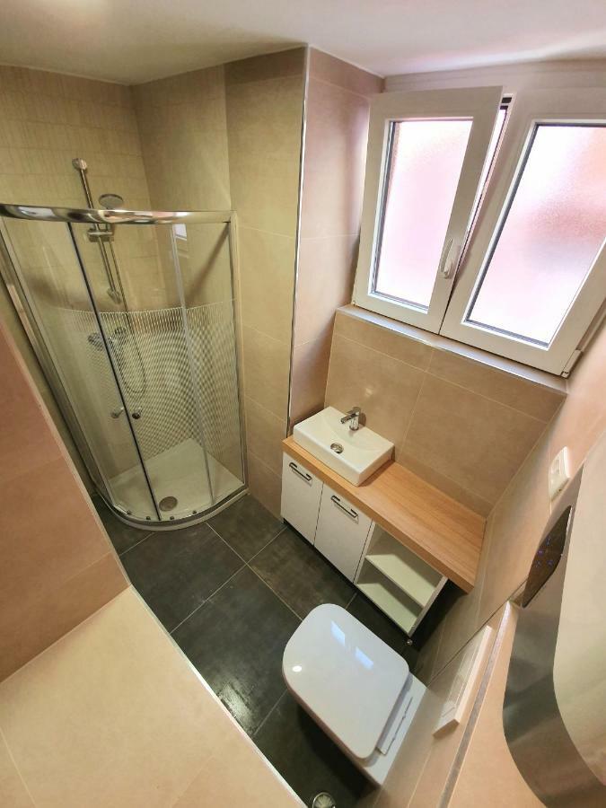 Casa Orange 2 Apartment Копер Екстериор снимка